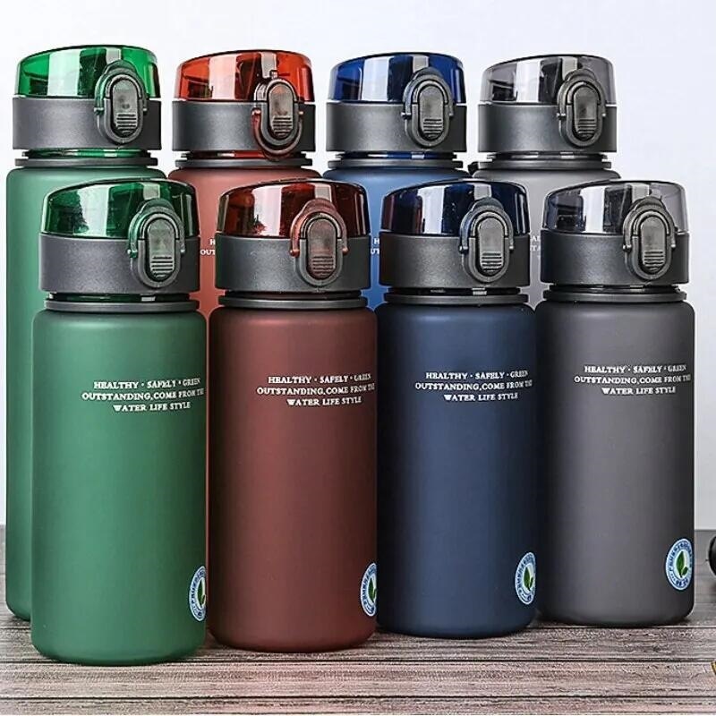 Sports Equipment 5 Years Old - Botol air buram untuk anak dan