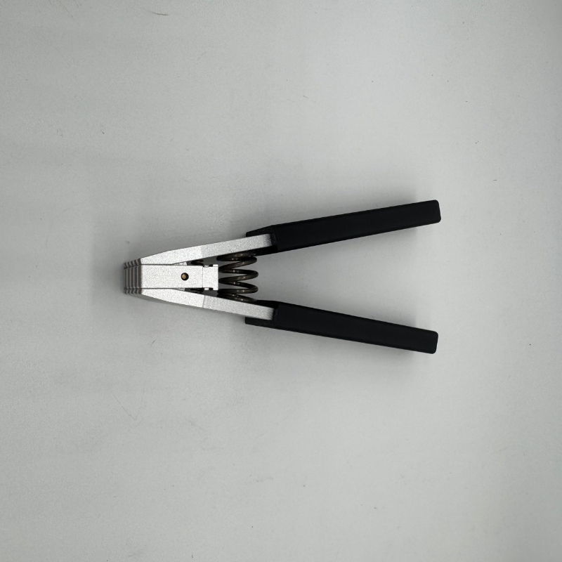 Klip Pengikat Senar Raket Bulu - Badminton Racket ulasan dan harga